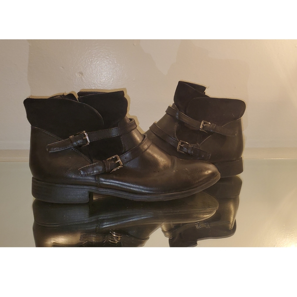 Black boots
